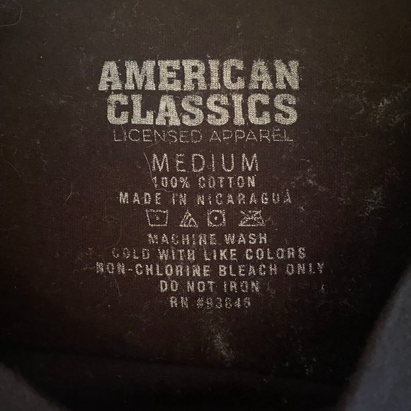 Jaws The Movie Graphic Japanese Design T-Shirt - Picture 2 of 2